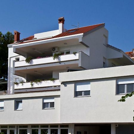 Apartment Topic Near The Beach Podstrana Exterior foto