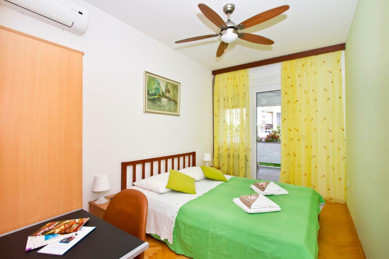 Apartment Topic Near The Beach Podstrana Exterior foto
