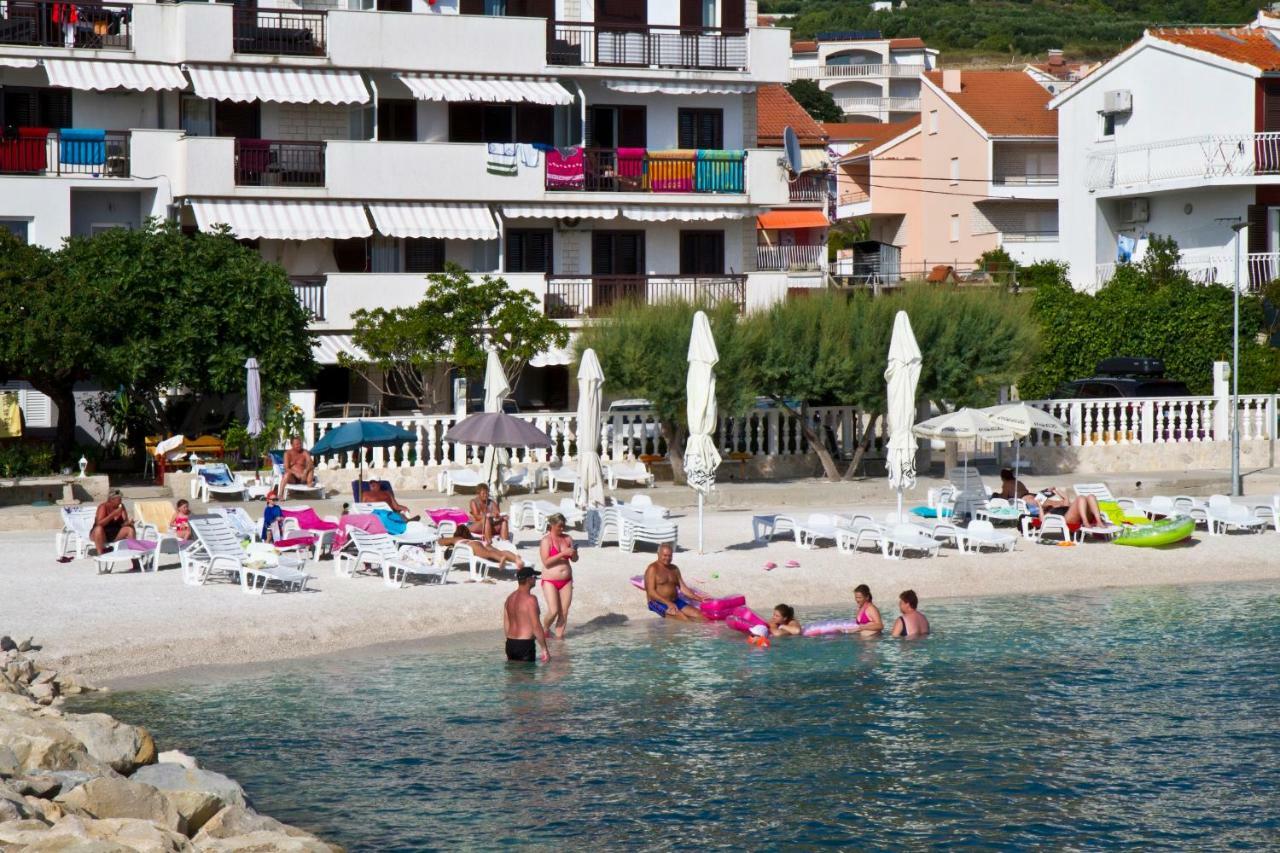 Apartment Topic Near The Beach Podstrana Exterior foto